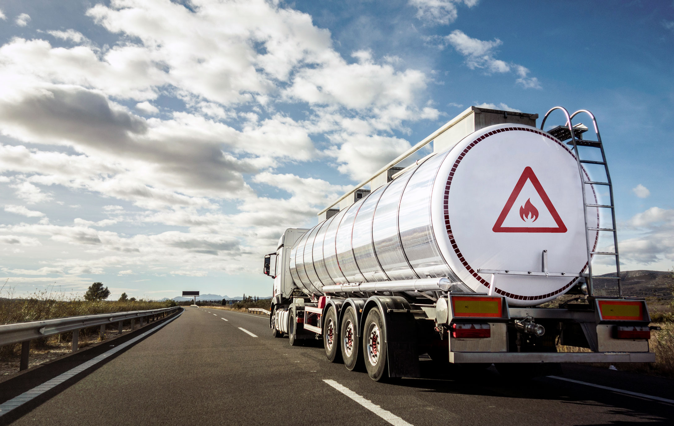 TENCITY Introduces Heating Oil Deliveries With the New Germany-Czechia Route